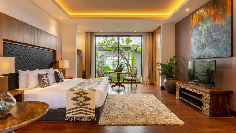 Tirtha Bayu Villa I - Night lights in Deluxe Suite